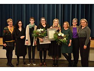 Die Preisträgerinnen und der Vorstand des Schweizerischen Verbands der Akademikerinnen Sektion Graubünden